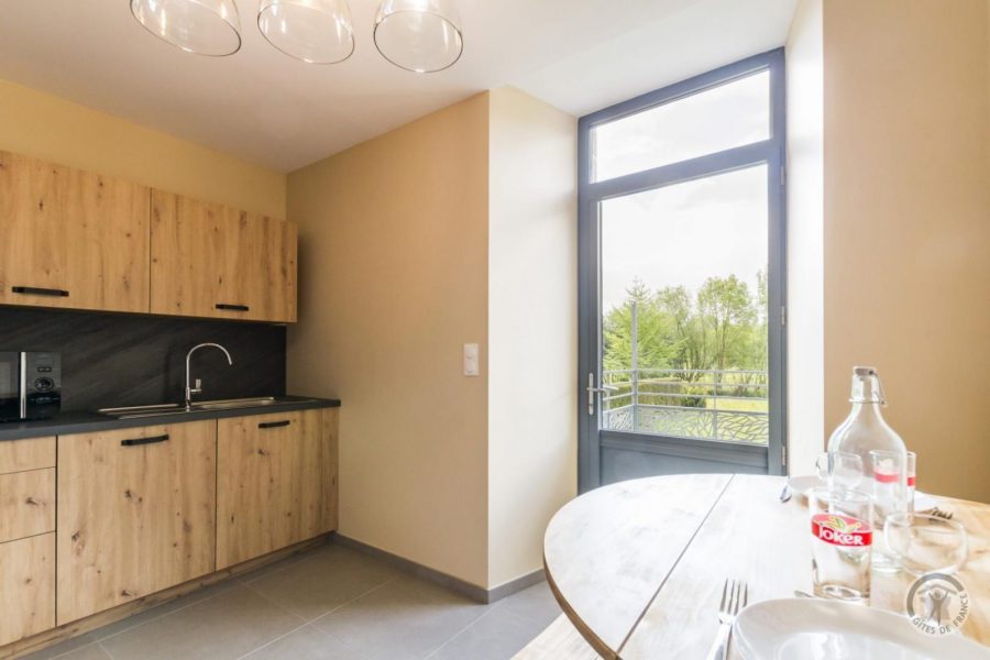 G444402-d8fd0a099a254e0f9eecd900cc644593