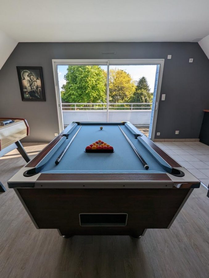 G496-b5676cd46fe54e4f8a2cf84492b2c1ce