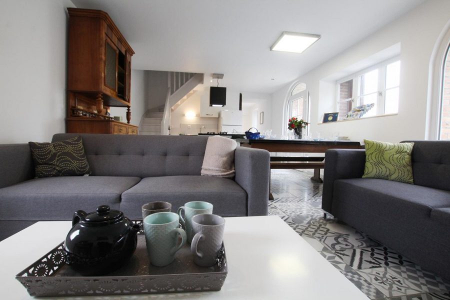 G563-561504eead8a4305bbda03b52257fa5c