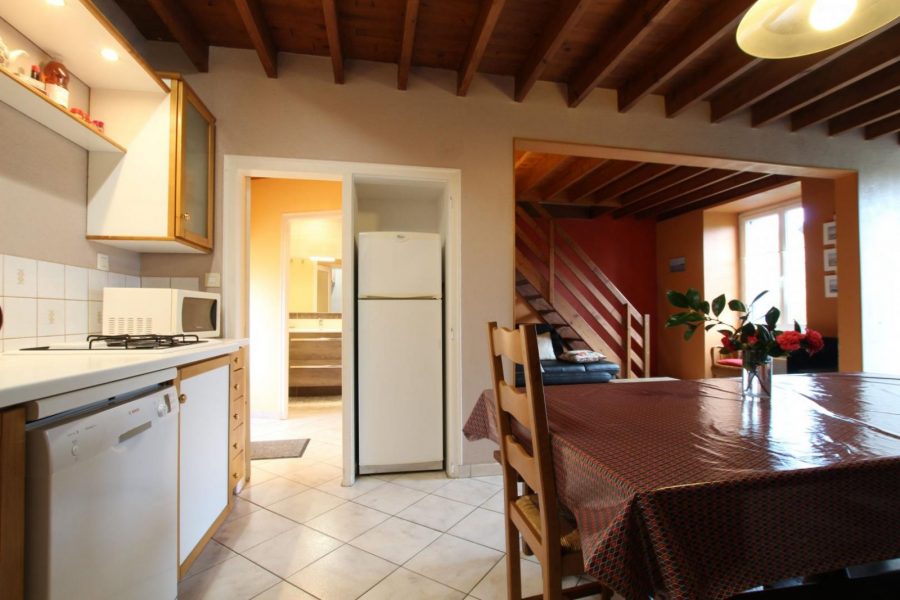 G708-20421a2b946e44e08f5c710482d3bff8