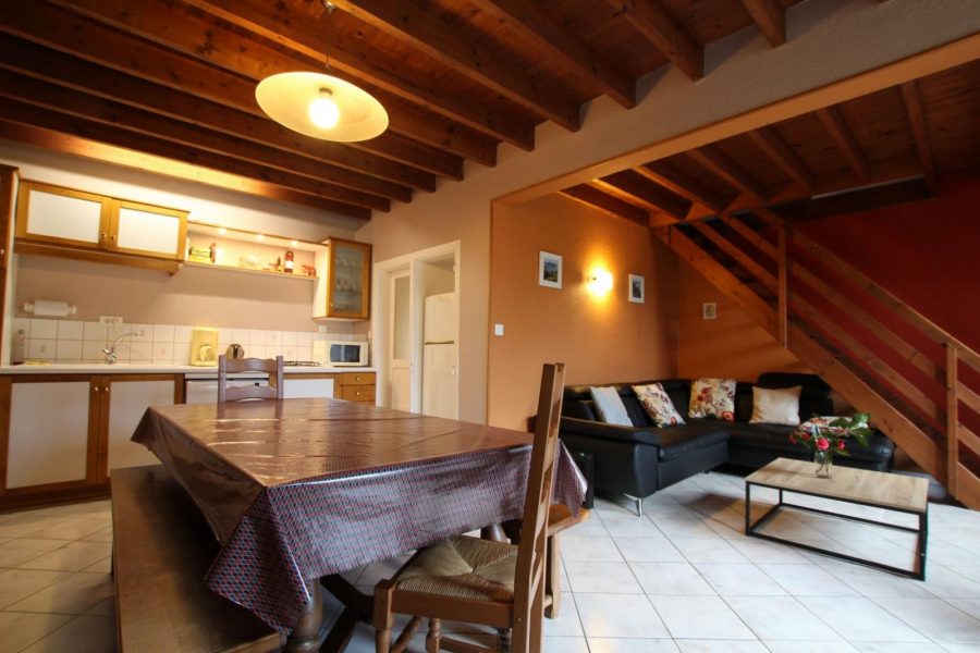 G708-d09b6f6743a5423ab37ef0923378b10b