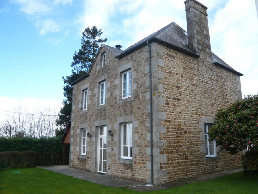 G76-bf720956b9ed4379bfc42e4baed6488d