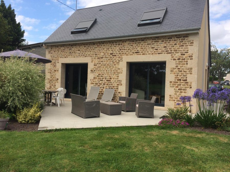 G769-f9c4ce02a5eb462699dc61e6abfd8b48