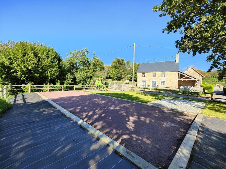 G822-cdbdac4b04ba4b519e6cacf8109733f6