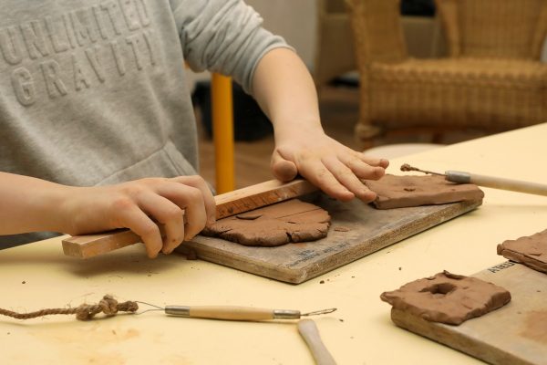 Ateliers « modelage » de l&rsquo;été