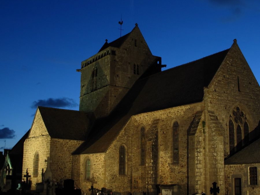PEL-Genets-Eglise-Notre-Dame-ext-eclairage-1