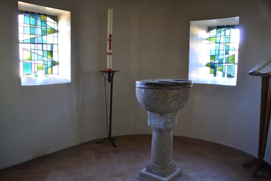 PEL-Juvigny-le-Tertre-2021-11-Eglise-Notre-Dame–59–Baptistere