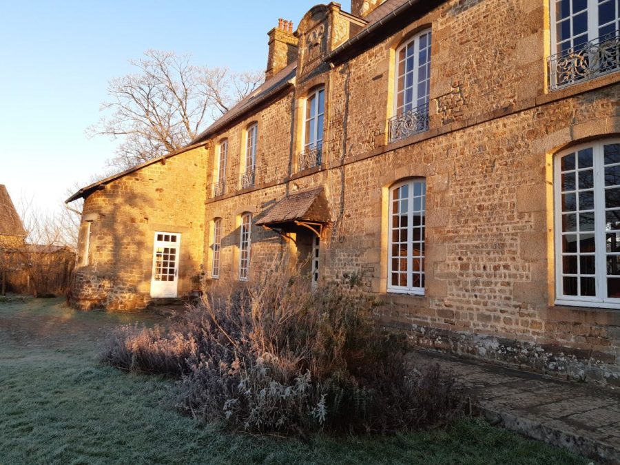 SAINT-CYR-DU-BAILLEUL-Ferme-de-la-Motte1-2