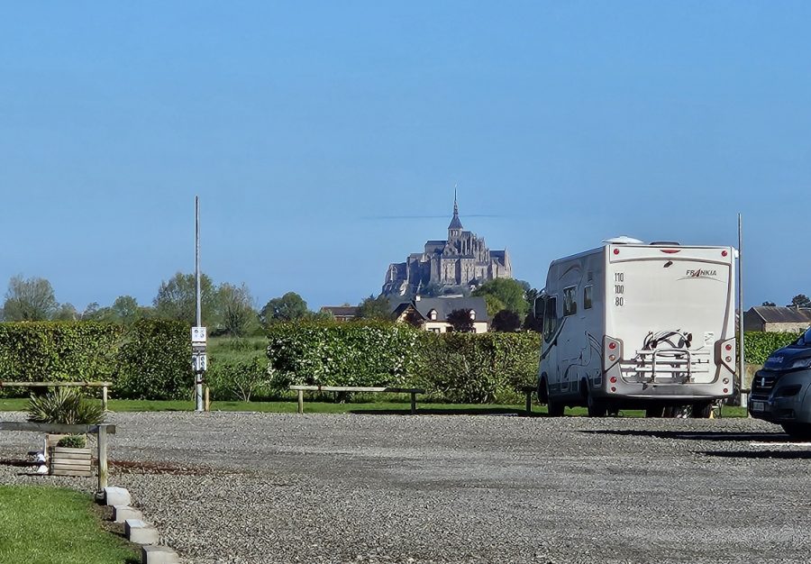 VUE-SUR-LE-MONT-ST-MICHEL