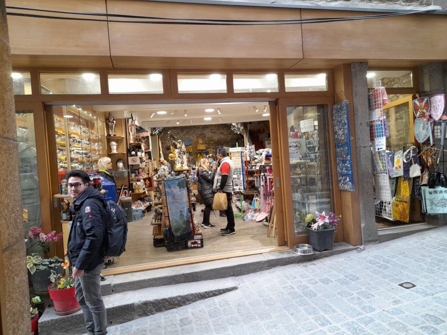 le-mont-saint-michel-commerce-boutique-le-Grand-Bazar–2-