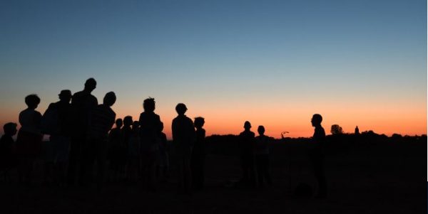 Promenade-spectacle « la baie suspendue-éclipse » par le Dit de l&rsquo;Eau